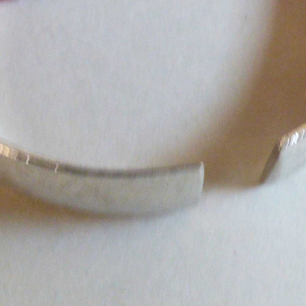 VTG Retro Elegant MONET SIlver Tone Texture Pattern Hinged oval Bangle Bracelet - Picture 5 of 8